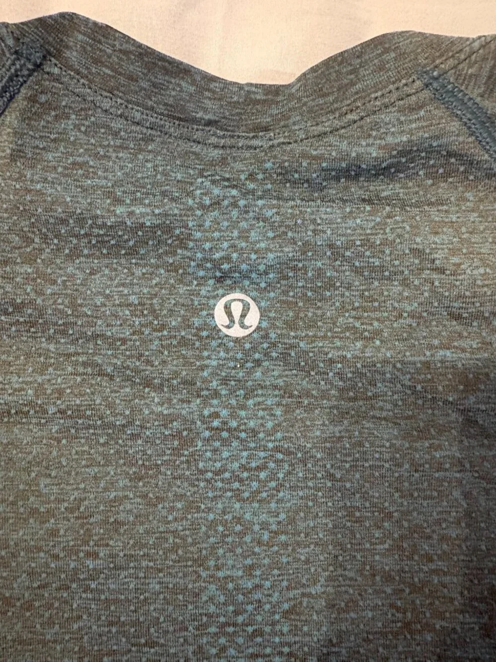 Lululemon Swiftly Tech Short Sleeve Race Length Size 6
